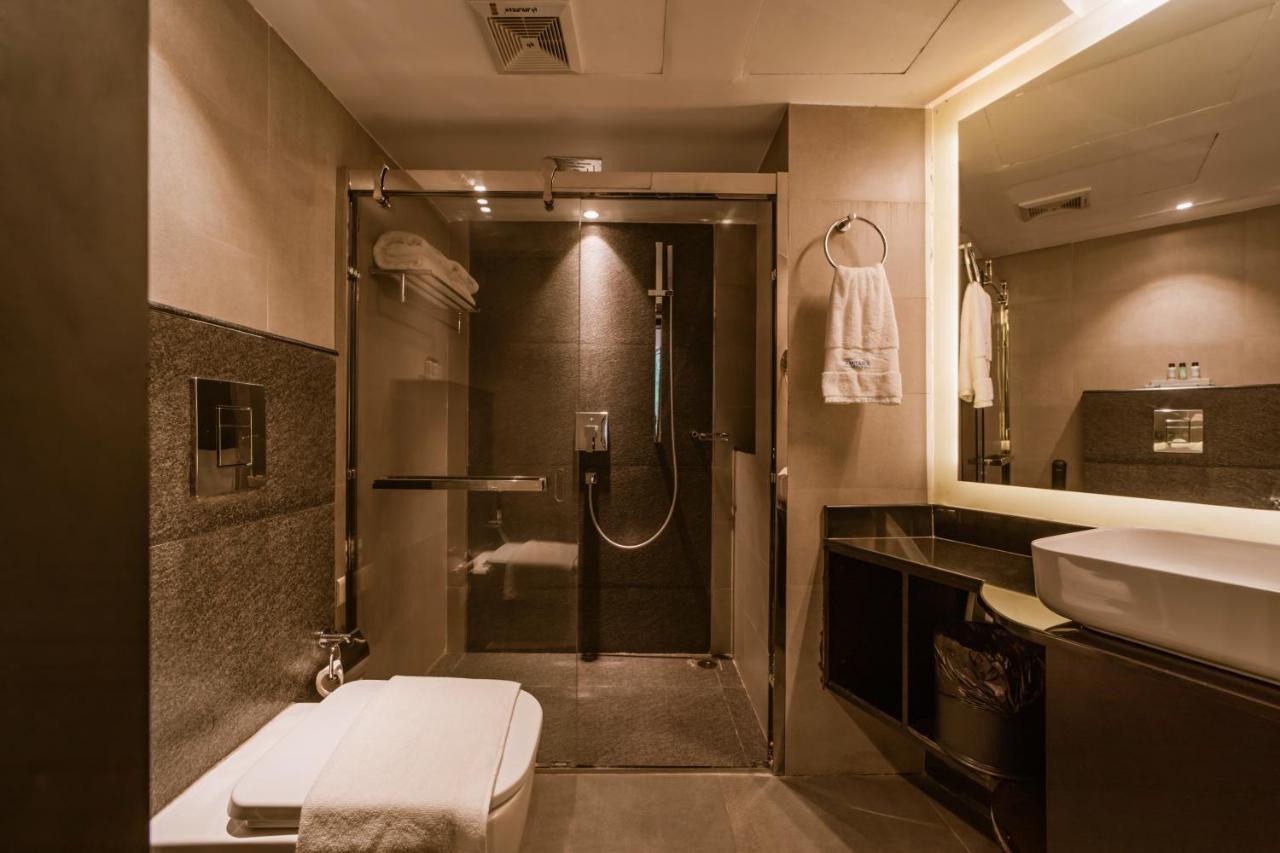 Ambara Suites Thiruvananthapuram Exterior photo